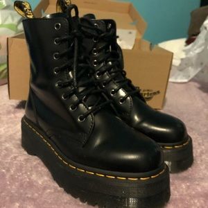 DR. MARTENS JADON (SOLD)
